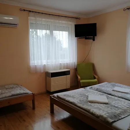 Guest house Oerveny Vendeghaz Tiszafured