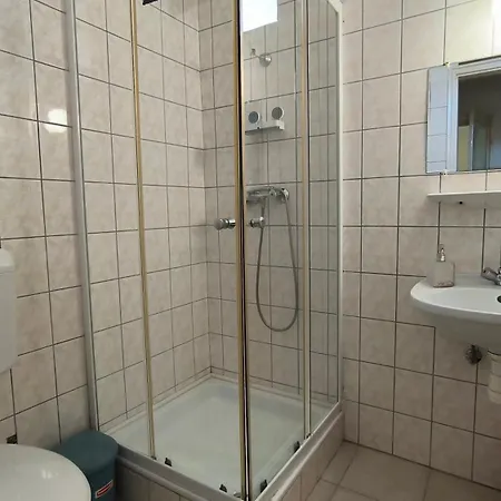 Oerveny Vendeghaz Tiszafüred