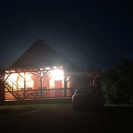 Oerveny Vendeghaz Guest house Tiszafured