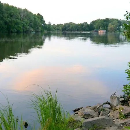 Oerveny Vendeghaz Tiszafured